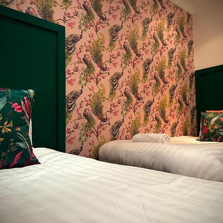 Villa Sleeps10-Parking-Garden-Hottub-Petfriendly Blackpool Exterior foto